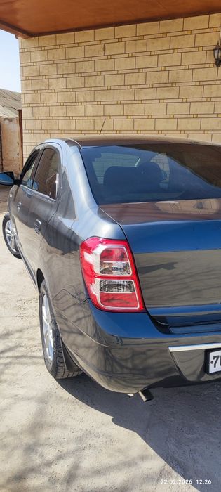 Chevrolet Cobalt sotiladi mokriy rangda