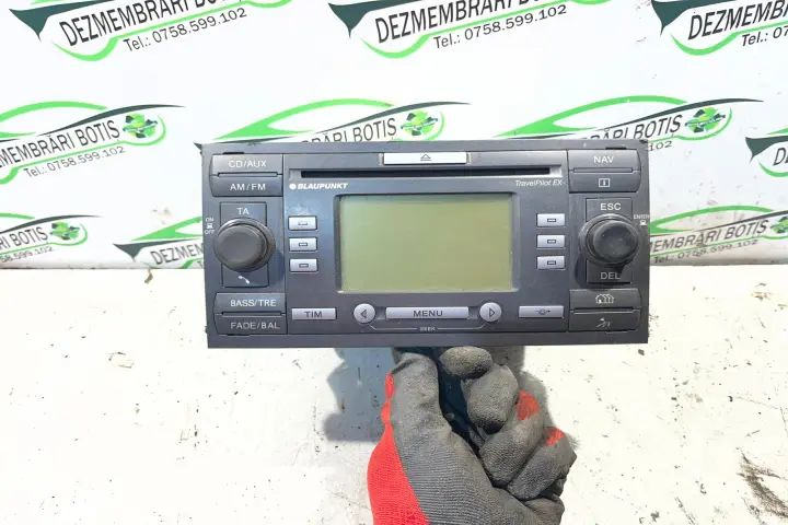 Navigatie originala Cu Cod 4M5T 18K931 CB Ford Focus 2005