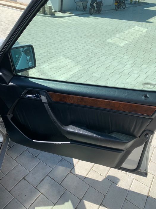 MERCEDES-BENZ E-Class 1993 — imagine 5