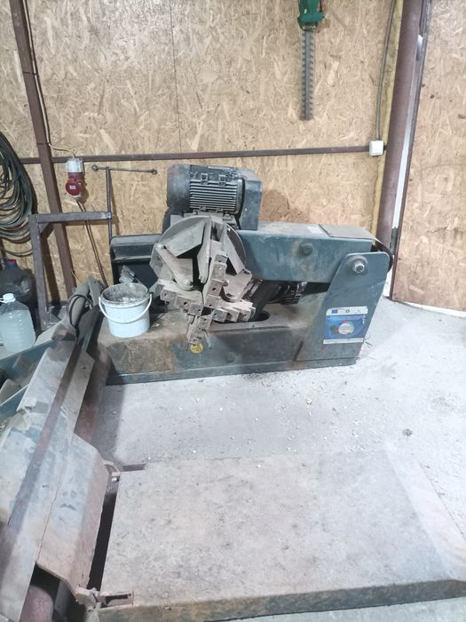 Mașină dejantat roti camion, utilaje agricole