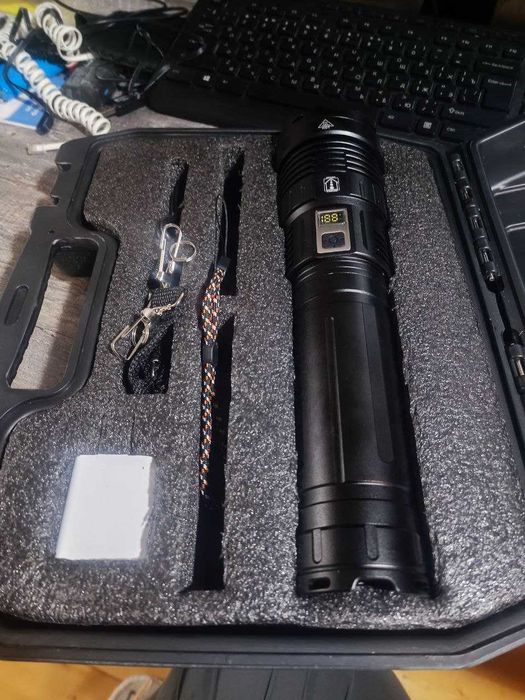 Мощный Супер Фонарик Фонарь Fonar Fanar, Луч 10 км, Металл корпус