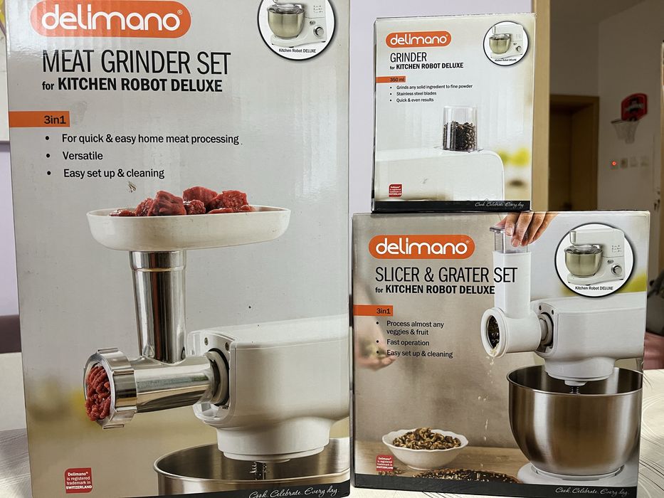 Кухненски робот Delimano deluxe с чисто НОВИ приставки