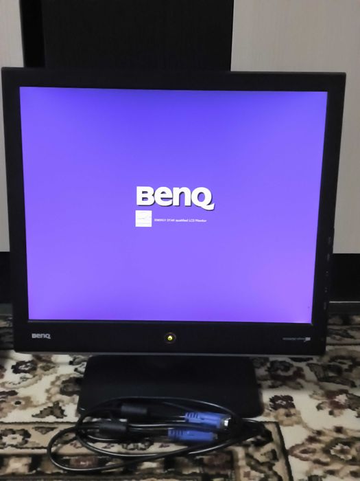 Монитор BenQ                       .