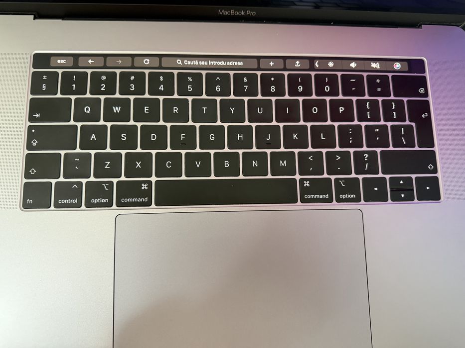 MacBook Pro 15” 2019 | i9 8-Core | 16GB RAM | 512GB SSD | Touch Bar