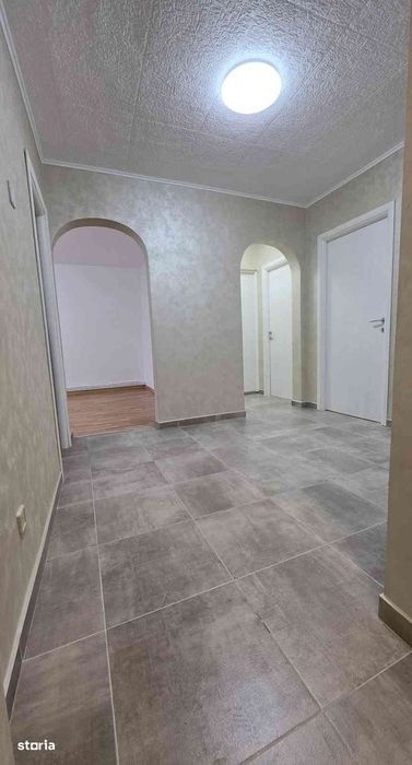 Apartament 3 camere decomandate zona Narcisa str Republicii nr 15