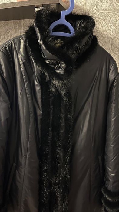 Продам куртку, зима .