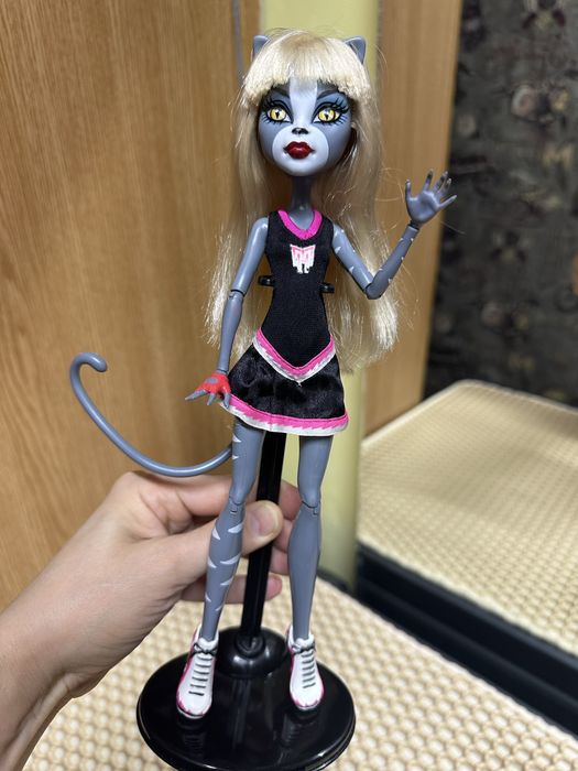 Продам куклу монстр хай!