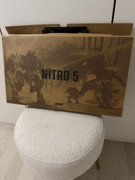 Acer Nitro 5, Corei 7, Geforce RTX 3050