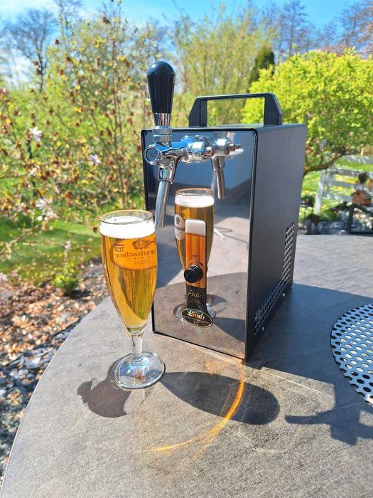 Dozatoare de bere si vin de inchiriat - 1 sau 2 robineti