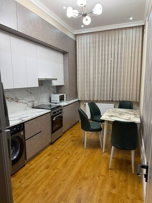 Срочно  сдаётся  квартира  Сергели 6 2 ком семя  на против  дехкан баз