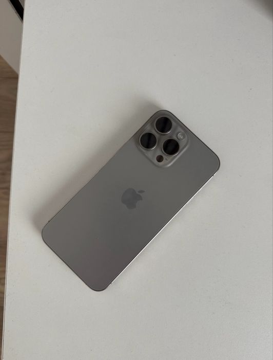 IPHONE 15 pro max 256