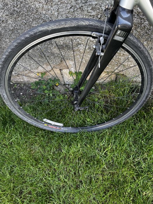 Vand cursiera specialized full aluminiu