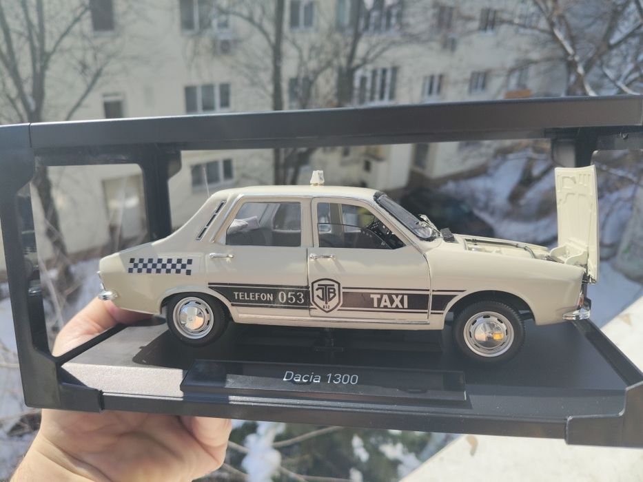 Macheta Dacia 1300 ,, Taxi,, 1/18