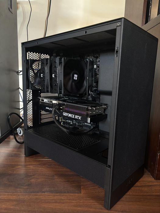 Asamblare PC Custom, Curățare Console (PS5/PS4/Xbox) & Reparații Controllere