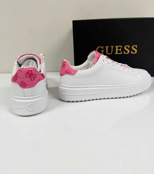 Guess Denesa4 Logolu