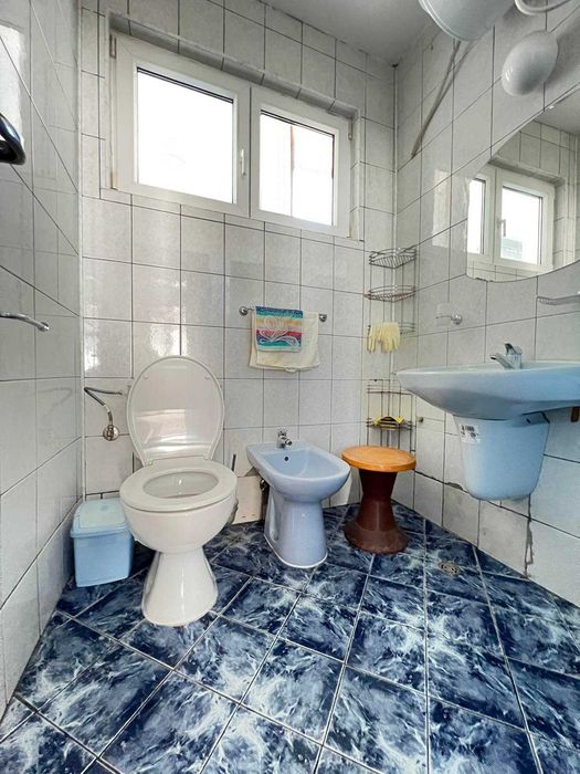 Чудесен тристаен апартамент в Центъра