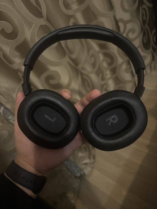 Наушники JBL 710BT