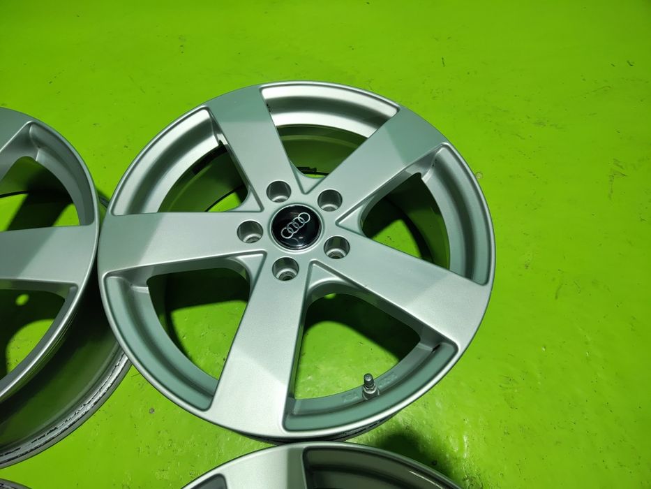 17 5x112 Audi A3 лети джанти 5х112 Ауди а3