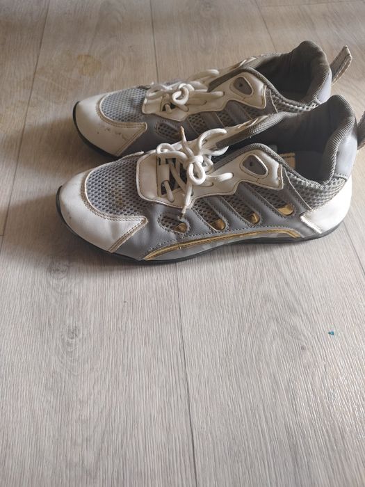 Тегін беремін бәрін