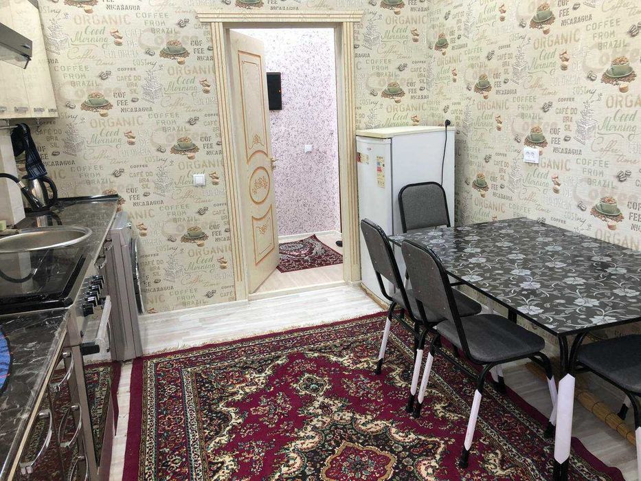 Фергана центр. Экстренная больница олдида Янги курилган Дом.