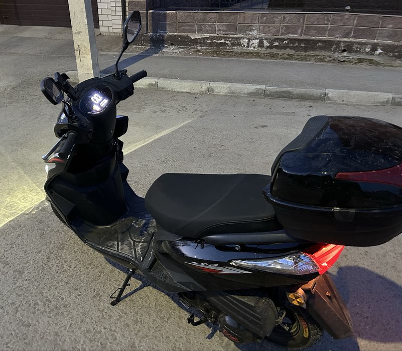 Скутер мопед новый