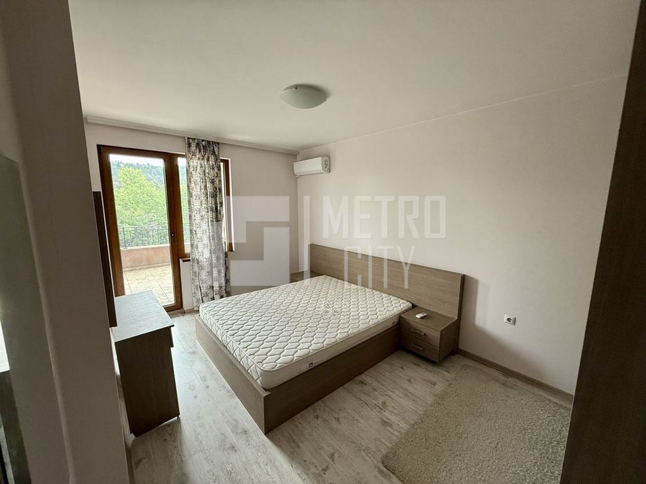 Дава се под наем Тристаен апартамент в с. Панчарево, Област София-град - 90 кв.м за 700 € - Снимка #2