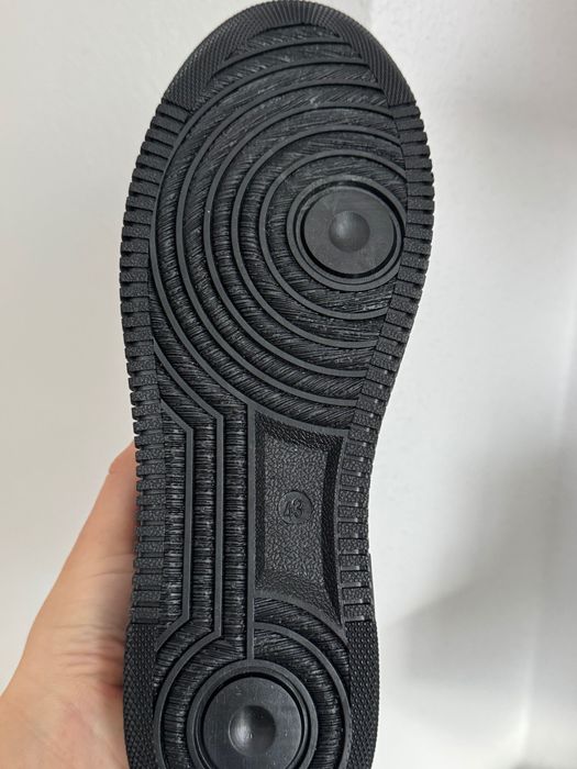 Маратонки черни 43 номер