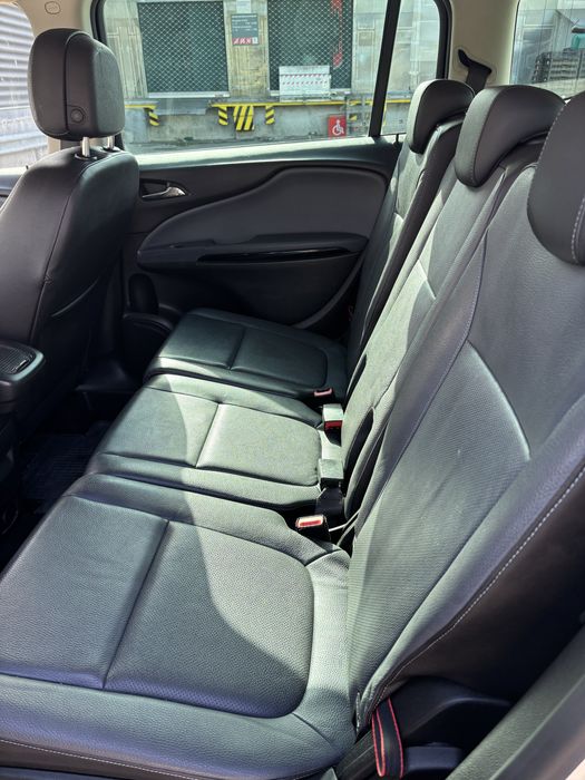Opel Zafira C , 2013 - 7 locuri