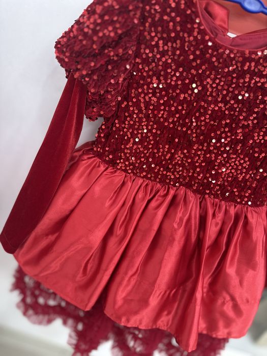 Продам нарядное платье