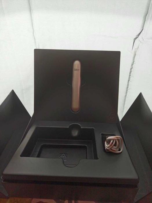 Silk’n FaceTite Mini безжичен уред против бръчки за зона около очите и малки участъци на лицето