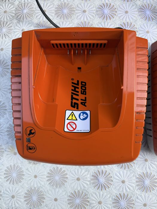 Зарядно устройство STIHL AL 501