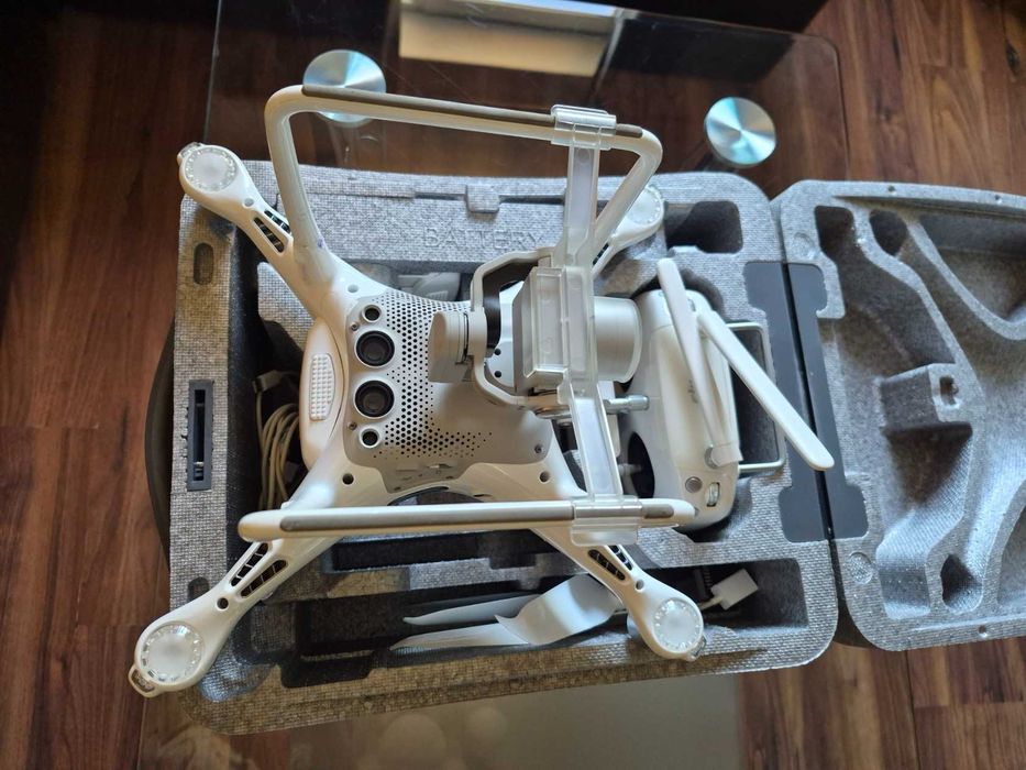 дрон dji phantom 4 pro
