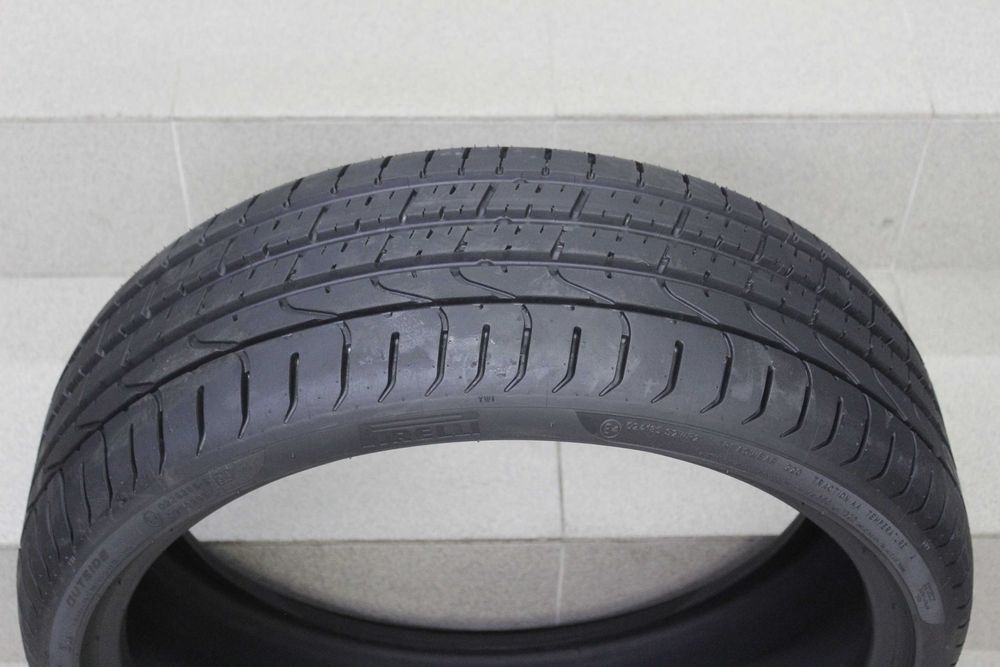 225/35-20 Pirelli P Zero RunFlat