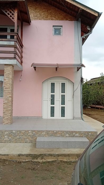 Casa de vanzare parter+mansarda