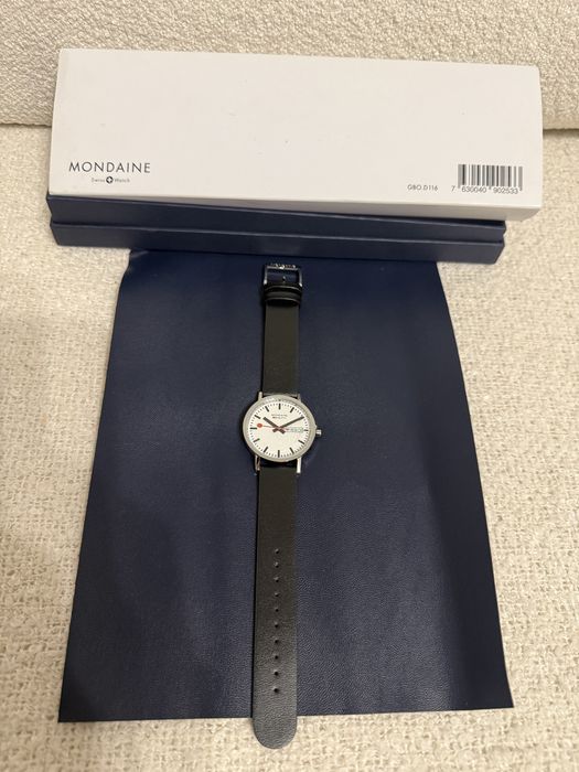 Ceas original Mondaine
