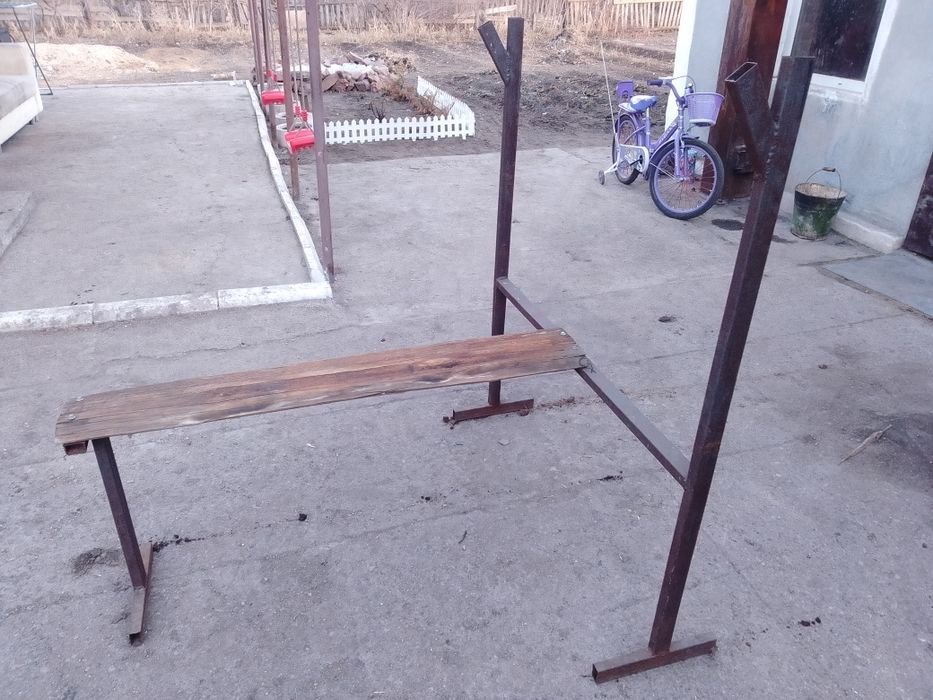 Продам лежак спортивный