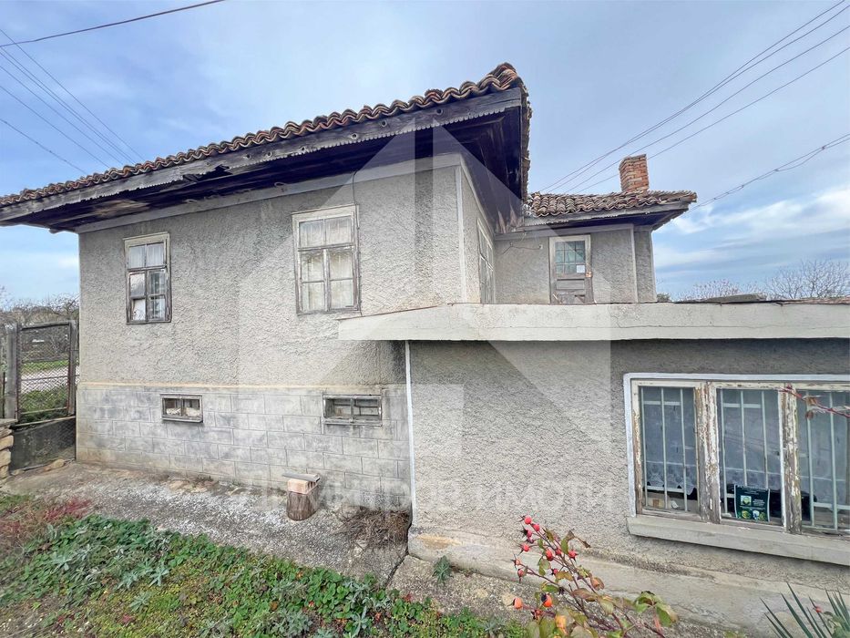 Продава се Къща в с. Мировци, Област Шумен - 100 кв.м за 87 €/кв.м - Снимка #21