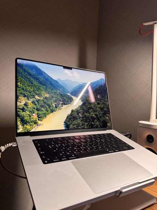 Macbook pro m1 pro 16 inch