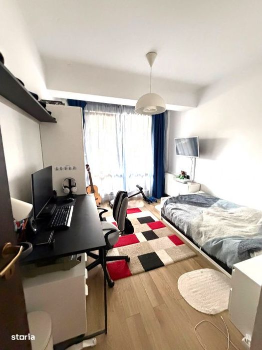 Apartament 4 camere si curte 80 mp/Bragadiru strada Smaraldului