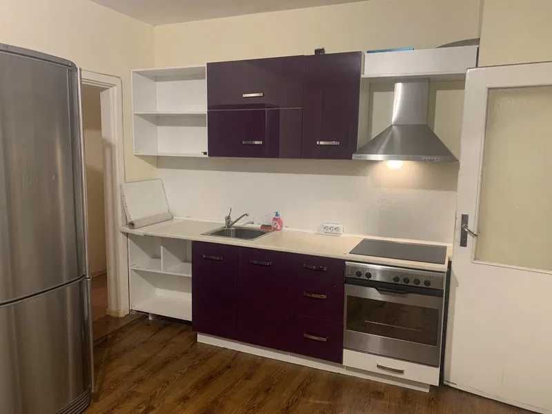 Дава се под наем Тристаен апартамент в София, Младост 1А - 62 кв.м за 435 € - Снимка #1