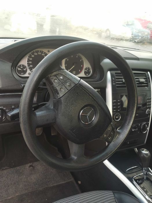 Dezmembrez mercedes b class w245/b170 benina/bara fata/far/capota/stop