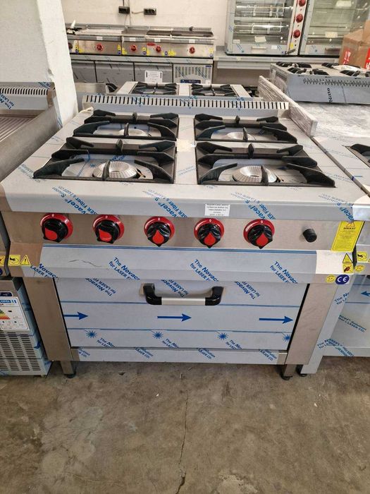 Готварска печка ГАЗ с 4+1 котлона, 1000x1000x850, с фурна ГАЗ