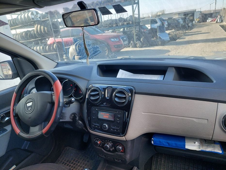 Dezmembram Dacia Dokker, an 2014, MOTOR 1.2 TCE