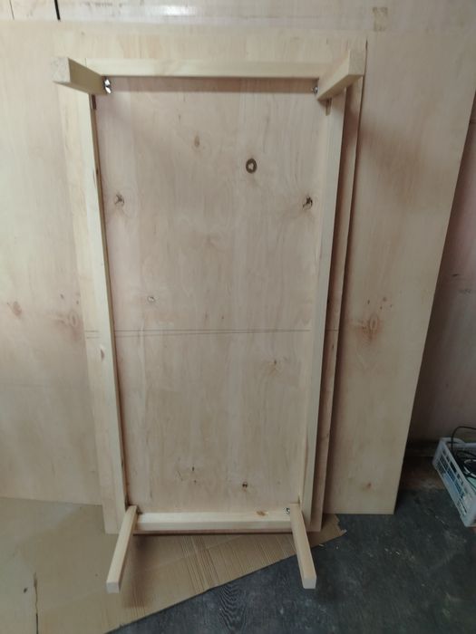 Новые жер столы 2шт продам