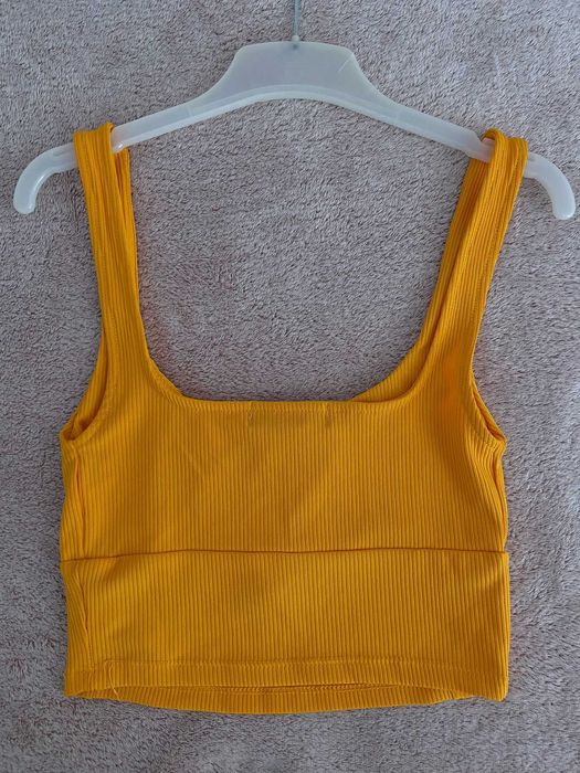 Top portocaliu Bershka