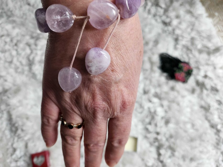 Продавам гривни и пръстен