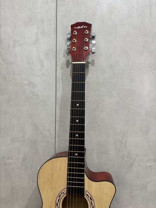 Акустическая гитара с вырезом The Olive Tree R38 N