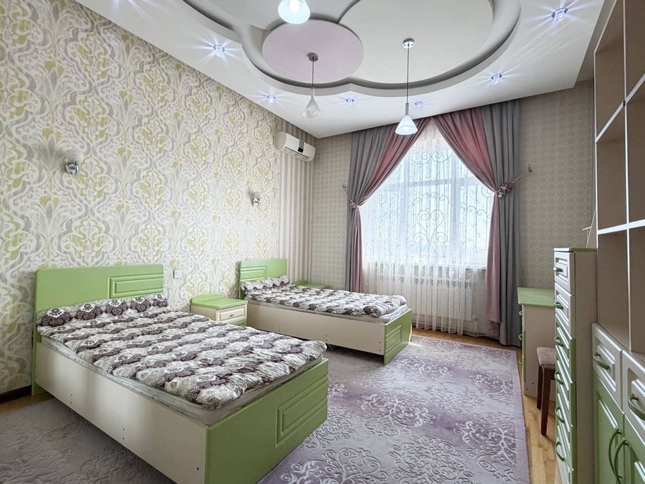 Сдается в аренду 4 комнатная квартира 180 м.кв в элитном доме "Габус".