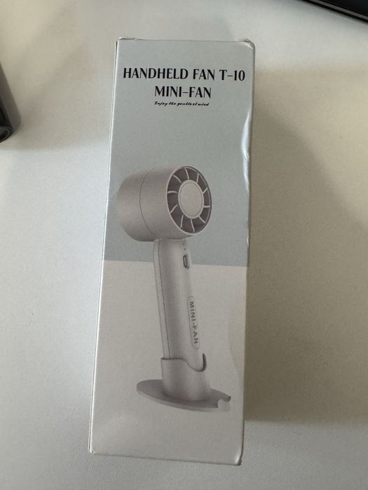 Ручной вентилятор