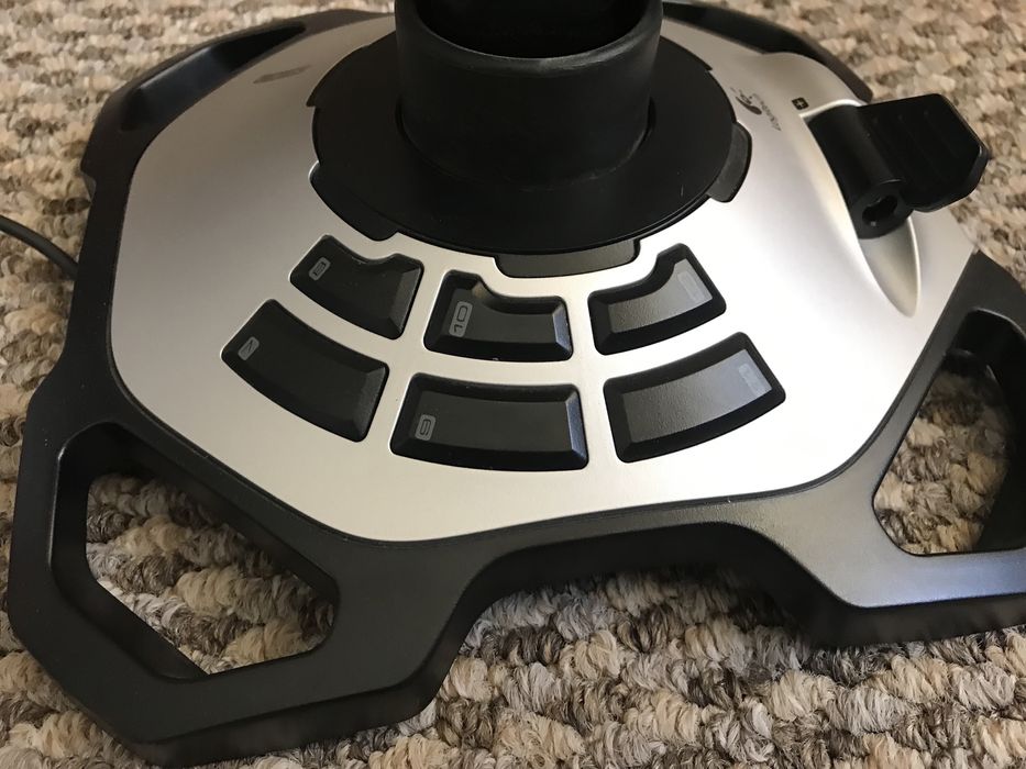 Новый джойстик Logitech Extreme 3D PRO